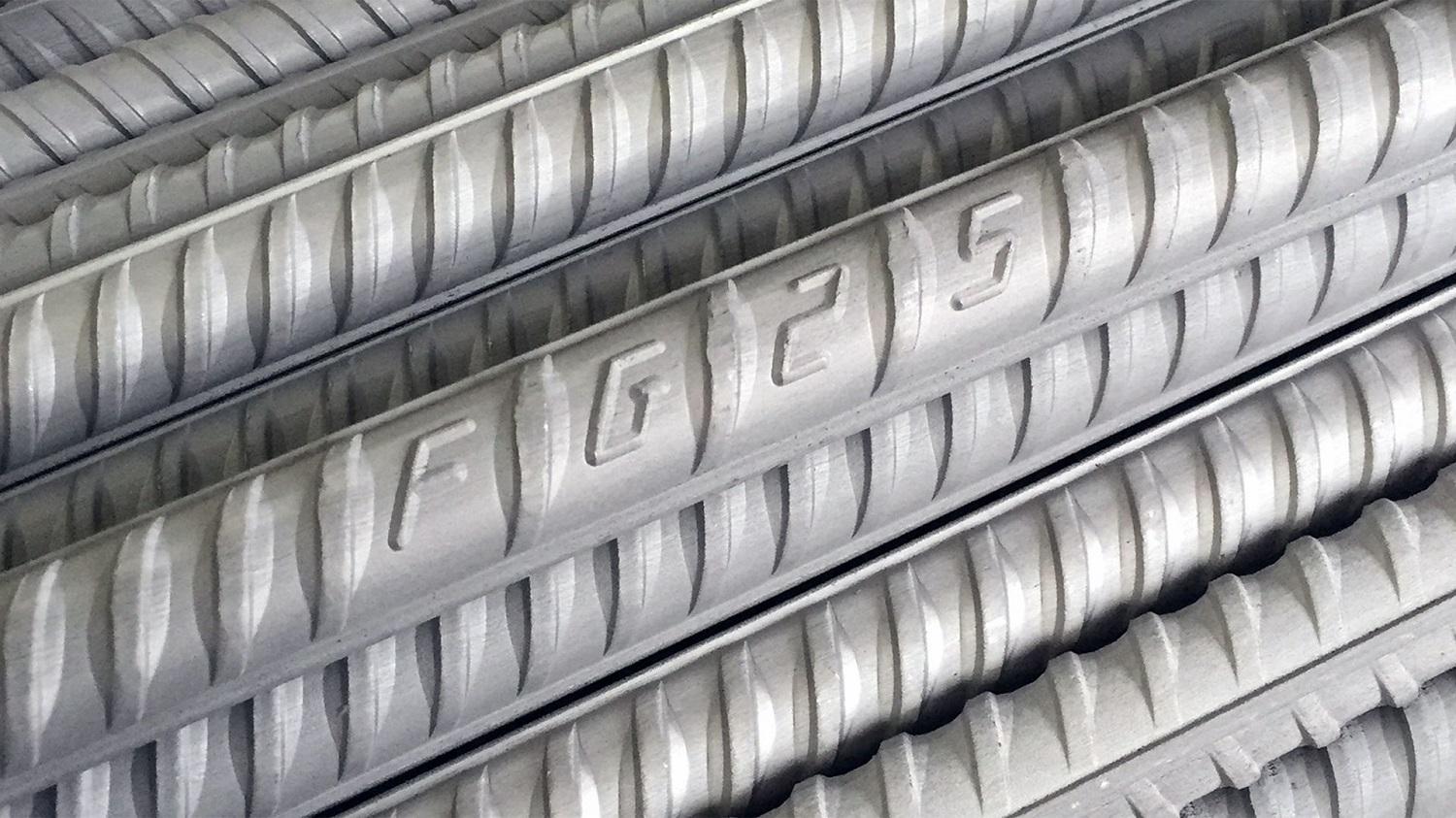 Stainless steel rebar