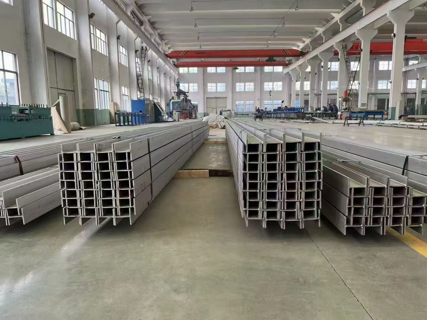Stainless steel I-beam