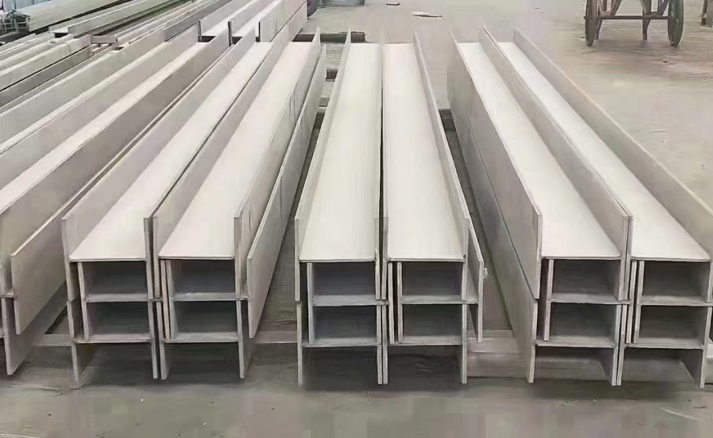 Stainless steel I-beam