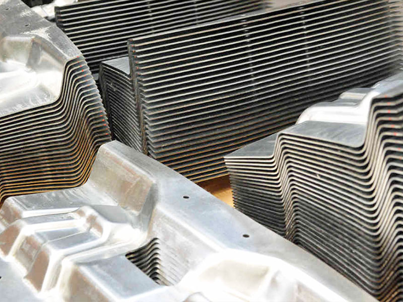 Accurate mechanical parts stamping