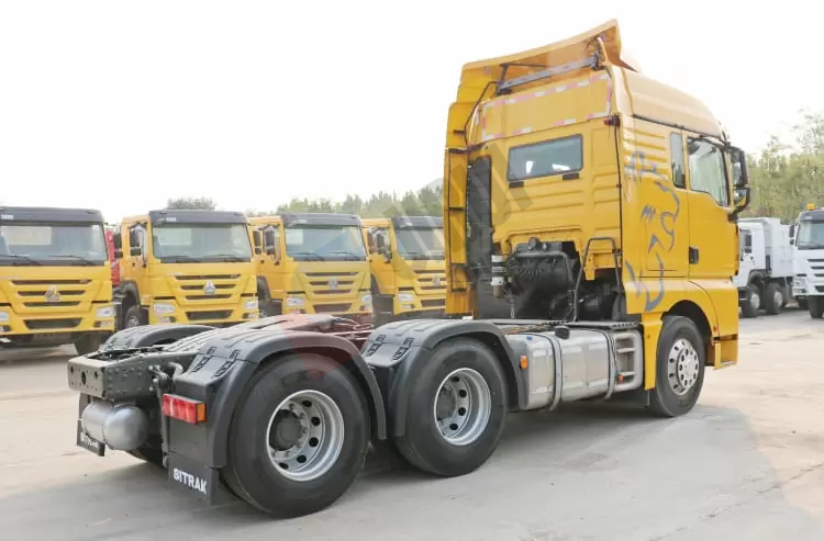 Sinotruk Sitrak tractor head (10).jpg Sinotruk SITRAK C7H 540 Tractor Head