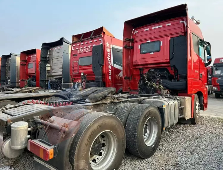 Foton EST Tractor Head(3).jpg Foton Auman10 Wheeler Tractor Head