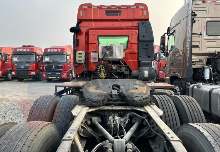 faw tractor head j6p (3).jpg Faw J6P 500hp Tractor Head