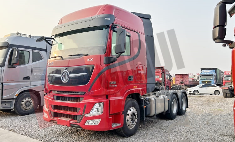 Dongfeng 6×4 Tractor Head