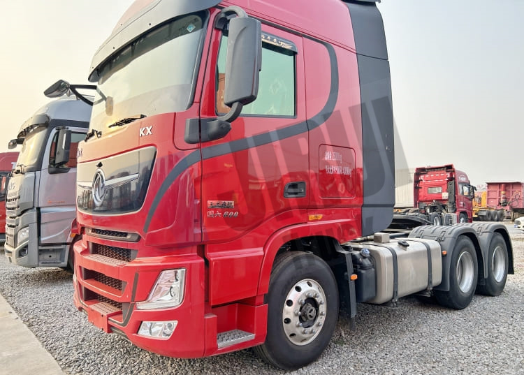 Dongfeng 6×4 Tractor Head