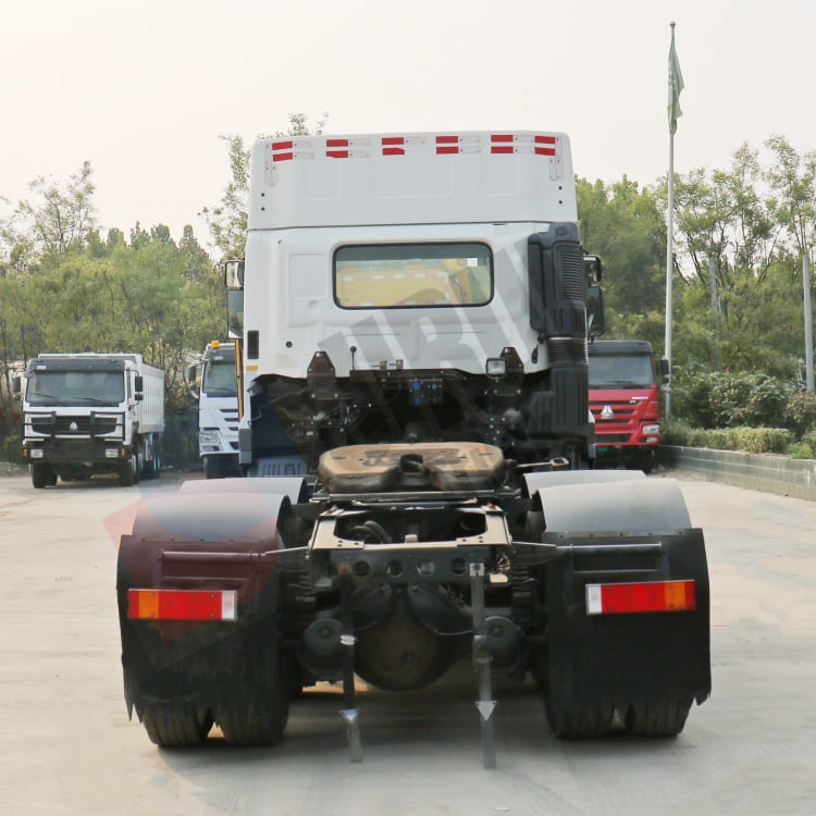 Hino 700 Tractor Head 6x4