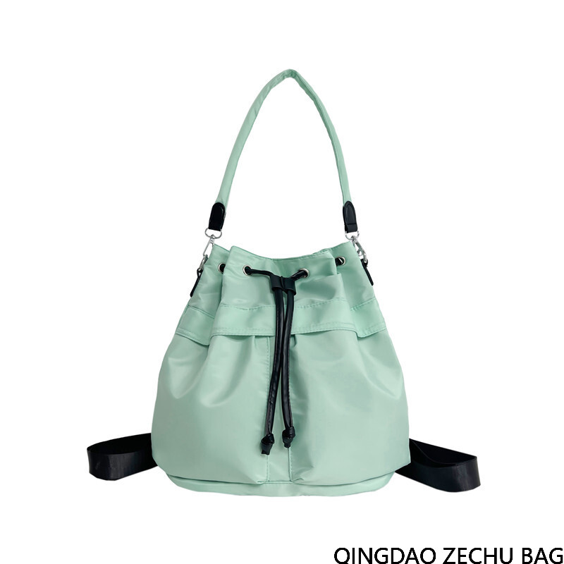 巾着　納め　大容量　4way掛け　ナイロン　防水機能　レディースバッグ