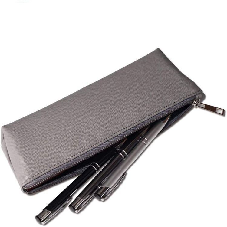 ペンケース 筆箱 ふでばこ 文具バッグ 筆入れ 三角ペンケース ペンポーチ Puレザー ファスナー おしゃれ 鉛筆ケース 万年筆 文房具 化粧ポーチ 小物入れ  防水 事務用品 男女兼用 学生用 社会人用 プレゼント