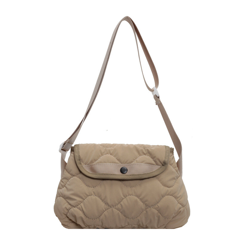 キルティング ショルダーバッグ スクエア 斜め掛け 多用途 お出かけバック 軽量 可愛い 2WAY 5色 レディース