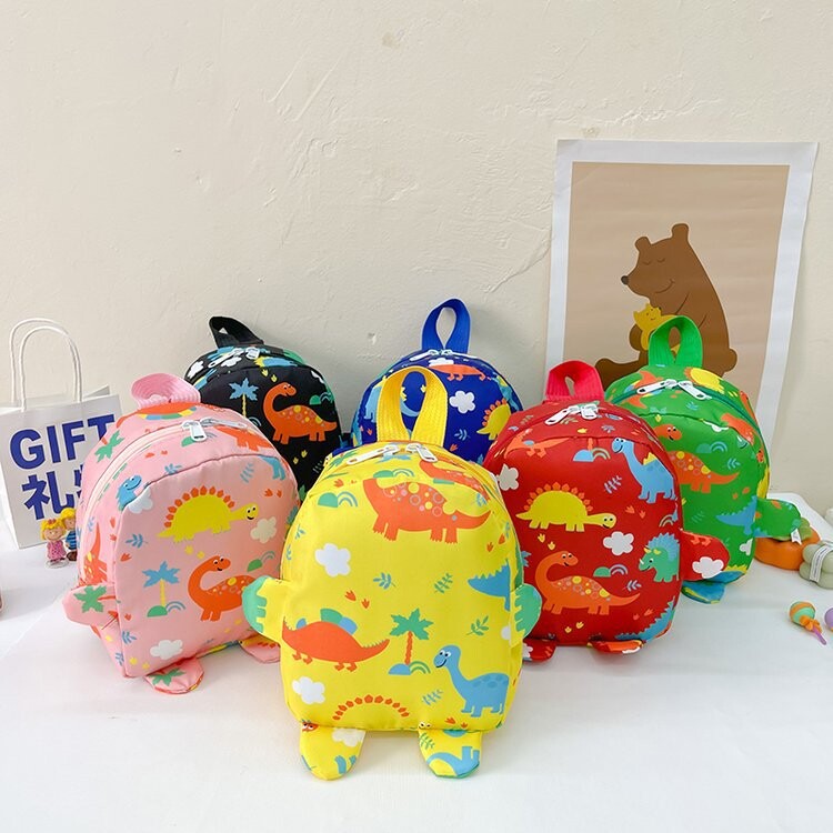 リュック 子供 キッズ バッグ 幼稚園 通園 入園 小学生 入学 かわいい 低学年 男の子 女の子 遠足 お祝い プレゼント