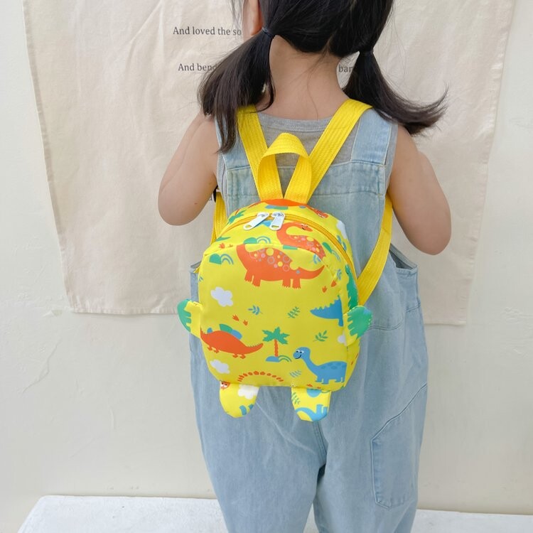 リュック 子供 キッズ バッグ 幼稚園 通園 入園 小学生 入学 かわいい 低学年 男の子 女の子 遠足 お祝い プレゼント