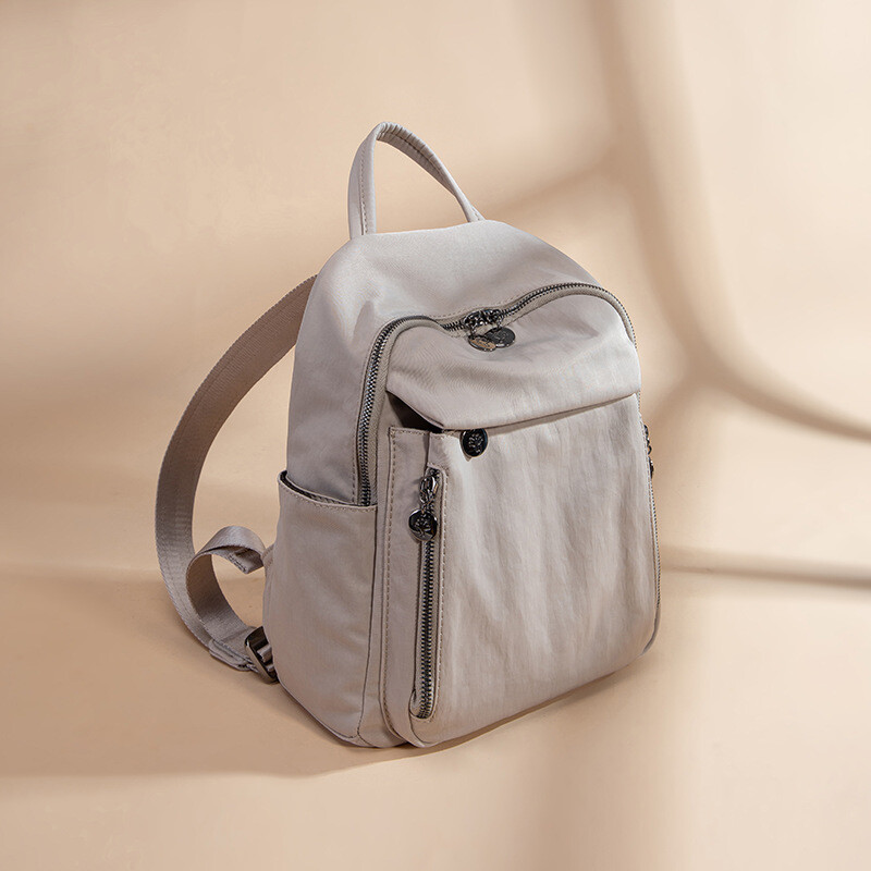 リュックサック　レディース　ファッション　大容量　バックパック　旅行　ライセンスバッグ工場