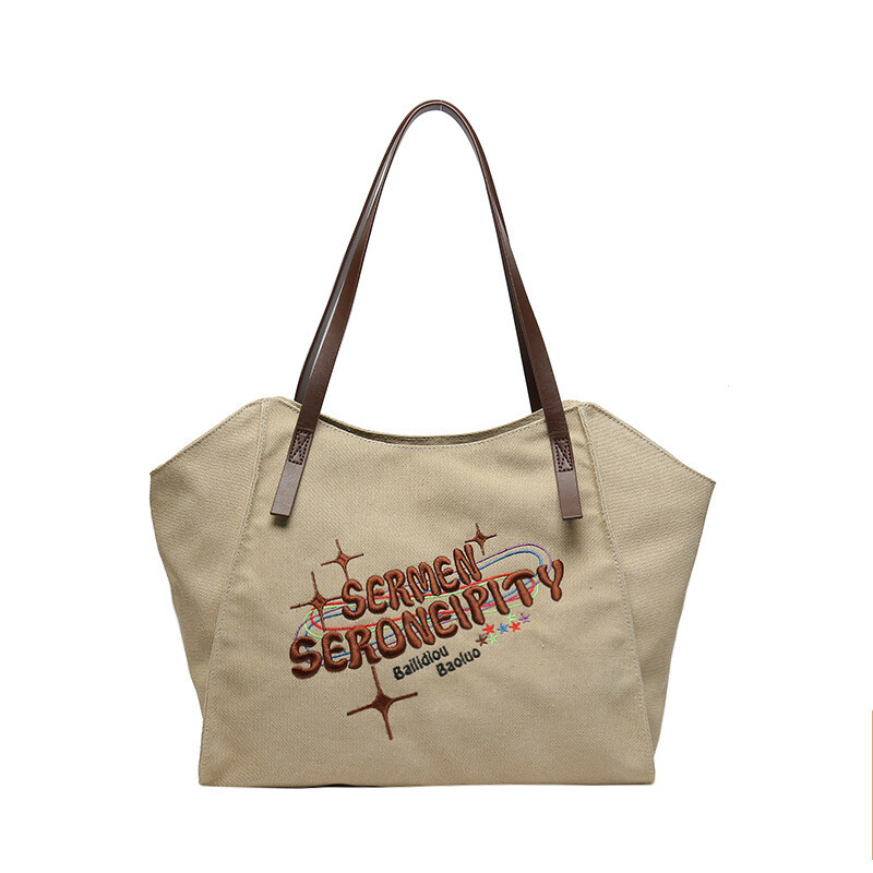 レディース　トート　帆布バッグ　大容量　刺繍入り　バッグ専門工場　職人作り