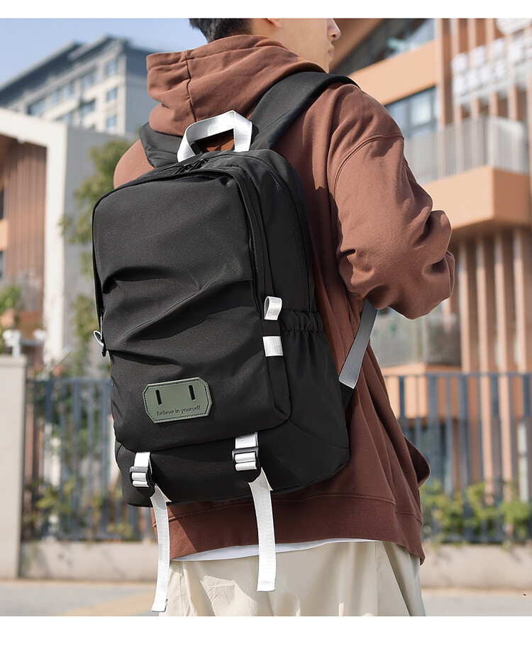 新品　リュックサック　バックパック　大容量　カジュアル　学生バッグ　配色　切替　