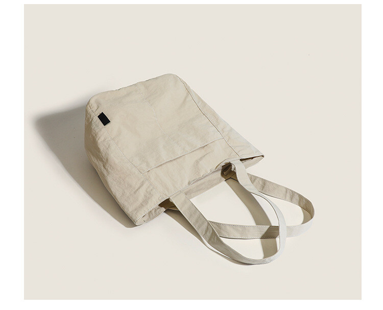 バッグ工場　日本向け　バッグ作り　ナイロン　ハンドバッグ　肩掛けバッグ　中国バッグ会社　