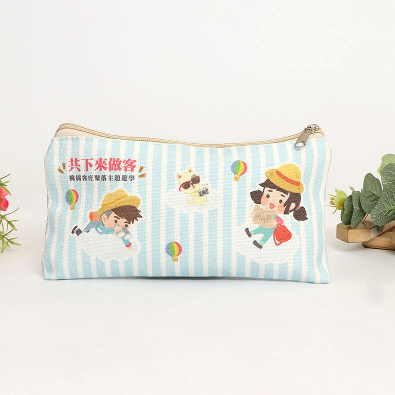 ポーチ ストラップ 軽い 可愛い  バッグインバッグ 収納 整理 小物入れ ギフトやプレゼント用　バッグメーカ　中国　オリジナル　OEM　ODM