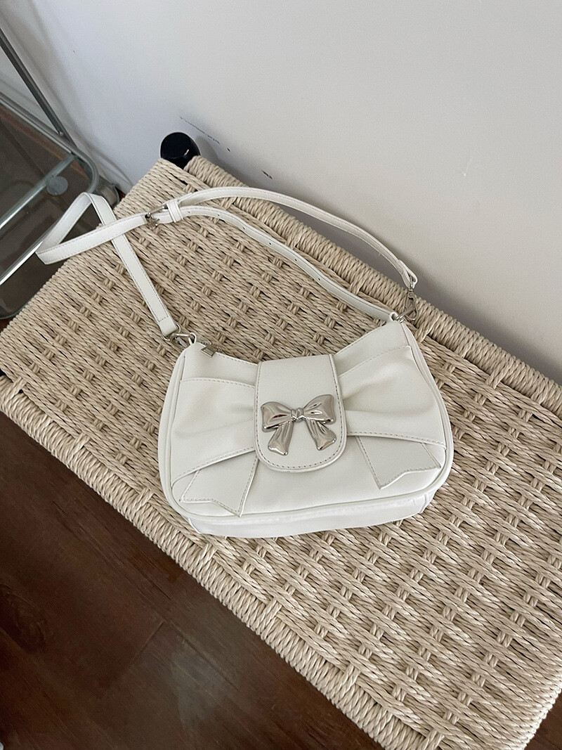 China　中国バッグメーカー　OEM生産　鞄　かばん　ピンク　少女感　斜め掛けバッグ　