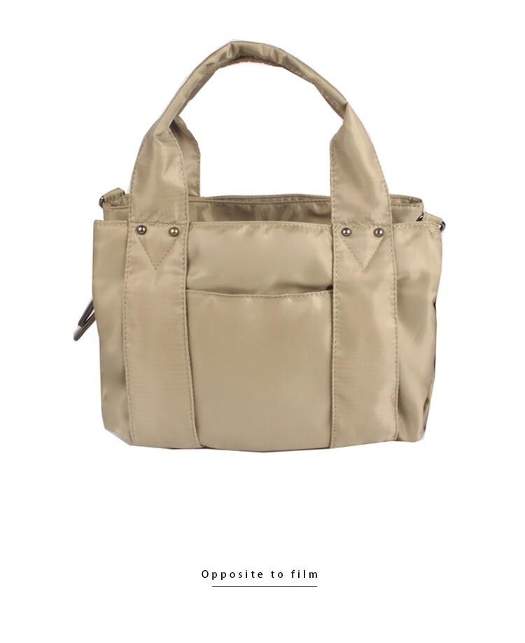 マザーズバッグ　ワンショルダー　レディースファッション　内容　仕切り　大容量　斜め掛け