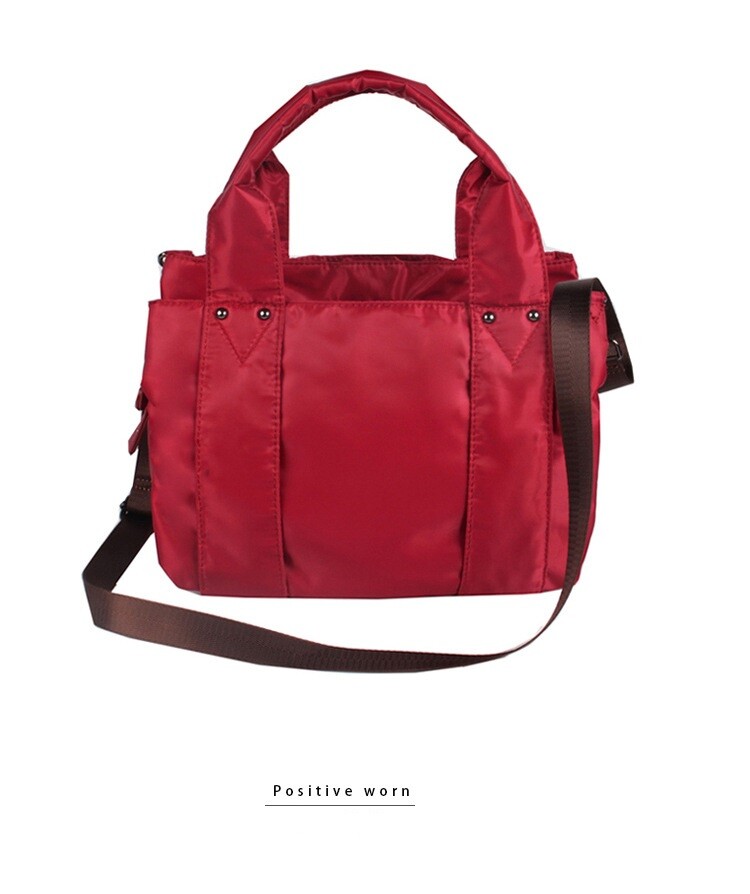 マザーズバッグ　ワンショルダー　レディースファッション　内容　仕切り　大容量　斜め掛け