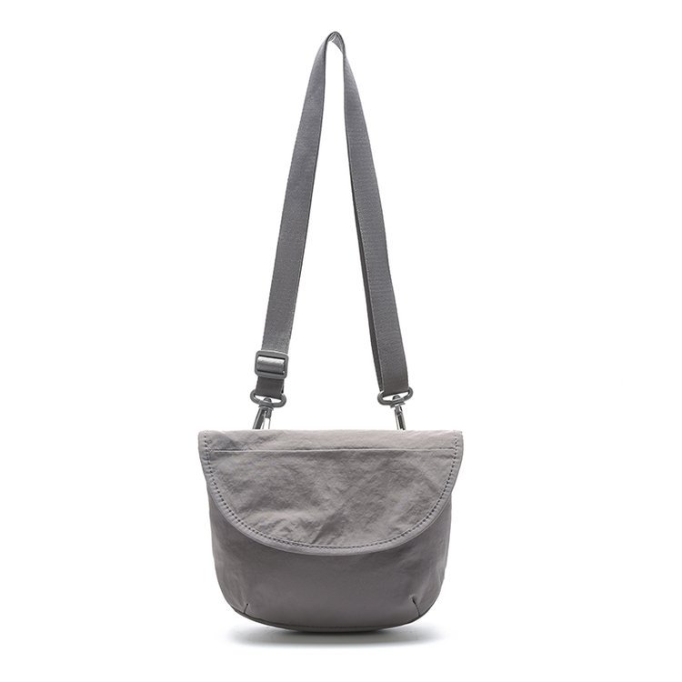 DIY　メッセンジャーバッグ　ユニセックス　防水　斜め掛けショルダーバッグ　カスタマイズ製造