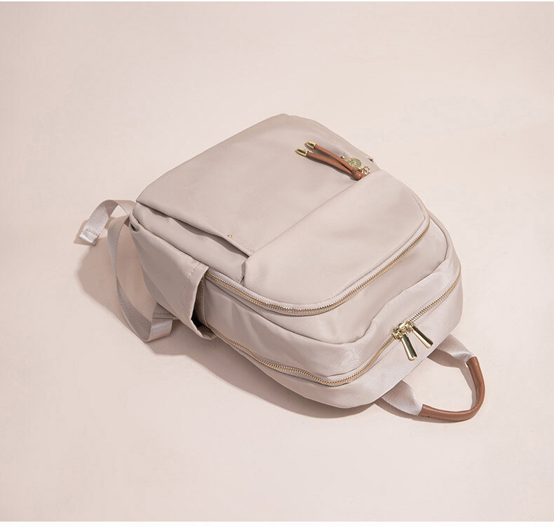 2025　新品　ビジネス　カジュアル　バックパック　多機能　パソコンバッグ