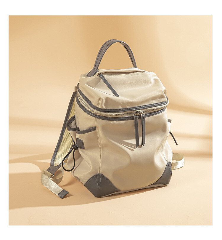 リュックサック　2025　新作　カジュアル　大容量　マザーズバッグ　軽量　旅行バックパック