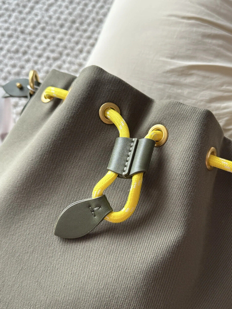 O1CN01pS1gxQ29TCWjHW9Ti_!!2219814618068-0-cib