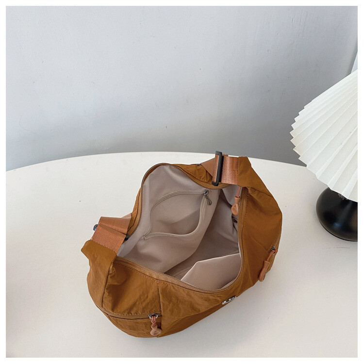 【2025春新作】ナイロントートバッグ 軽量で便利なマザーズバッグ レディース 毎日使えるおしゃれな斜めがけショルダーバッグ