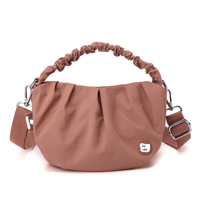 2025年夏新作 軽量レジャーバッグ ショルダー/斜め掛け兼用 大容量ナイロントート