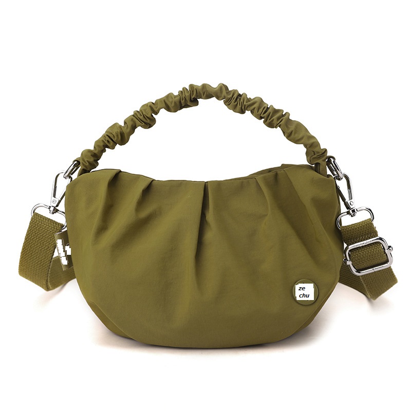 2025年夏新作 軽量レジャーバッグ ショルダー/斜め掛け兼用 大容量ナイロントート