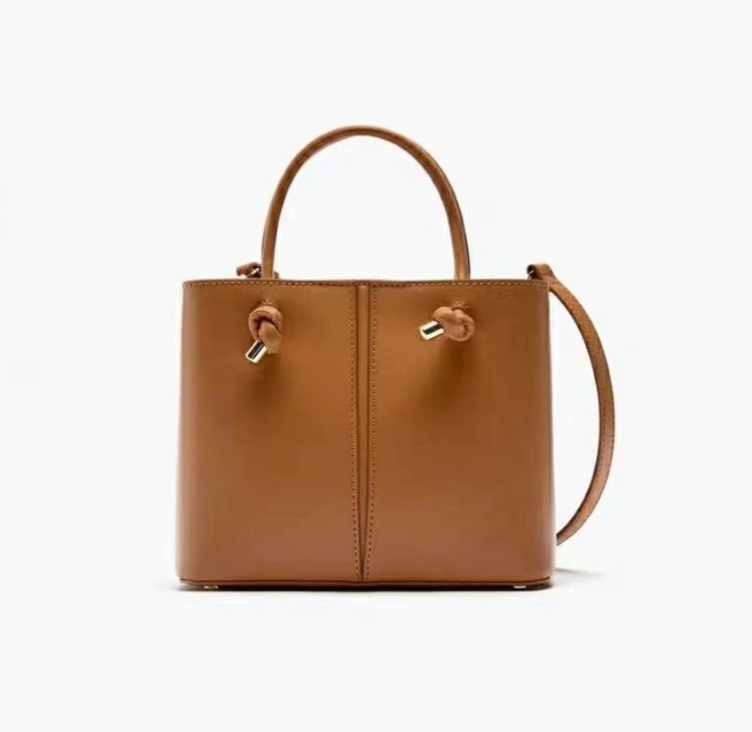 ブランド ミニシティバッグ 2024年新作 高級感 大容量 ショルダーバッグ 斜め掛けバッグ