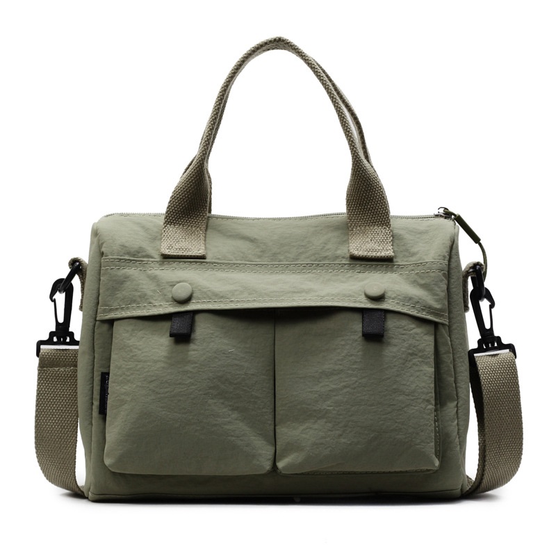 2026年新作　韓国風　カジュアルで合わせやすい無地トートバッグ　大容量　通勤・通学用　斜め掛け/手提げ兼用　キャンバスバッグ