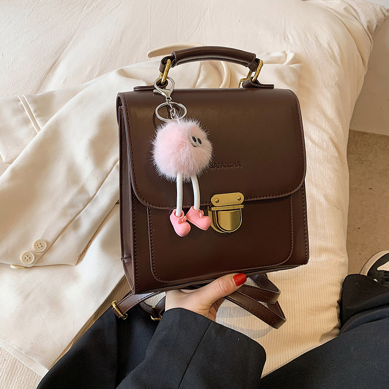 ショルダー　斜め掛け　ワンショルダー　手提げ　バックパック　高校生　少女　バッグ