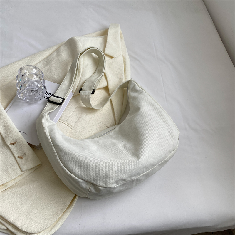 餃子　レディースバッグ　月型　デニム　エレガントなデザイン　