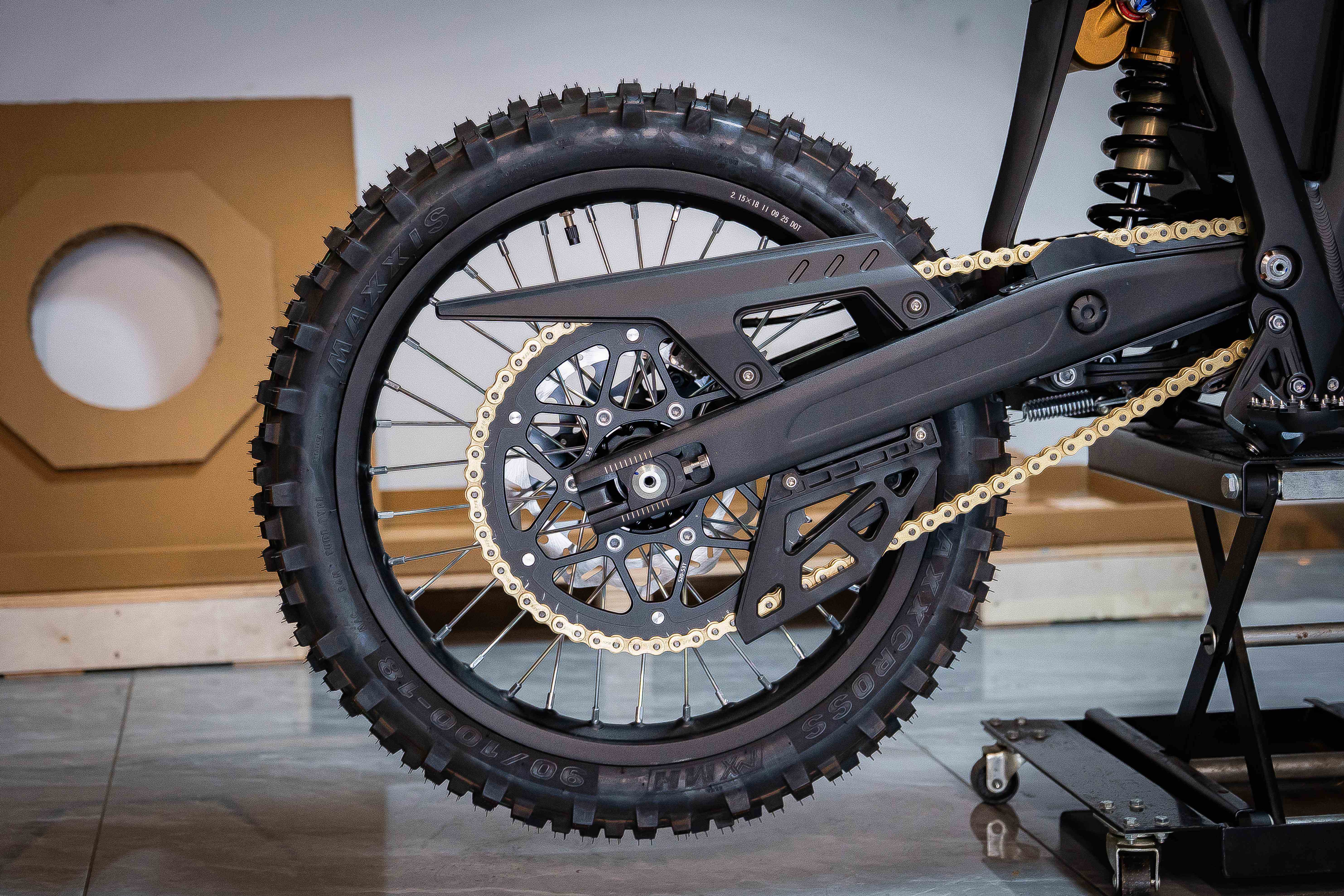 Talaria Komodo 754Nm Torque Powerful Komodo MX 2026 32kw Dirt Bike Electric Off Road Motorcycle 97.2v 45Ah Ready Stock