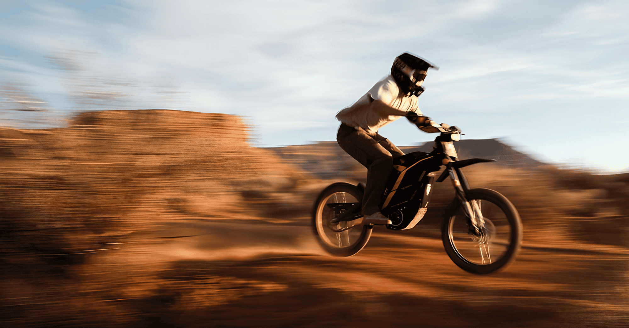 79Bike Falcon PRO 10KW Mid-Drive Electric Dirt Bike – 72V 35Ah LG Battery with Smart BMS, FastAce 2.0 Suspension, NFC Unlock & FOC Controller, 75-Mile Range Off-Road E-Moto