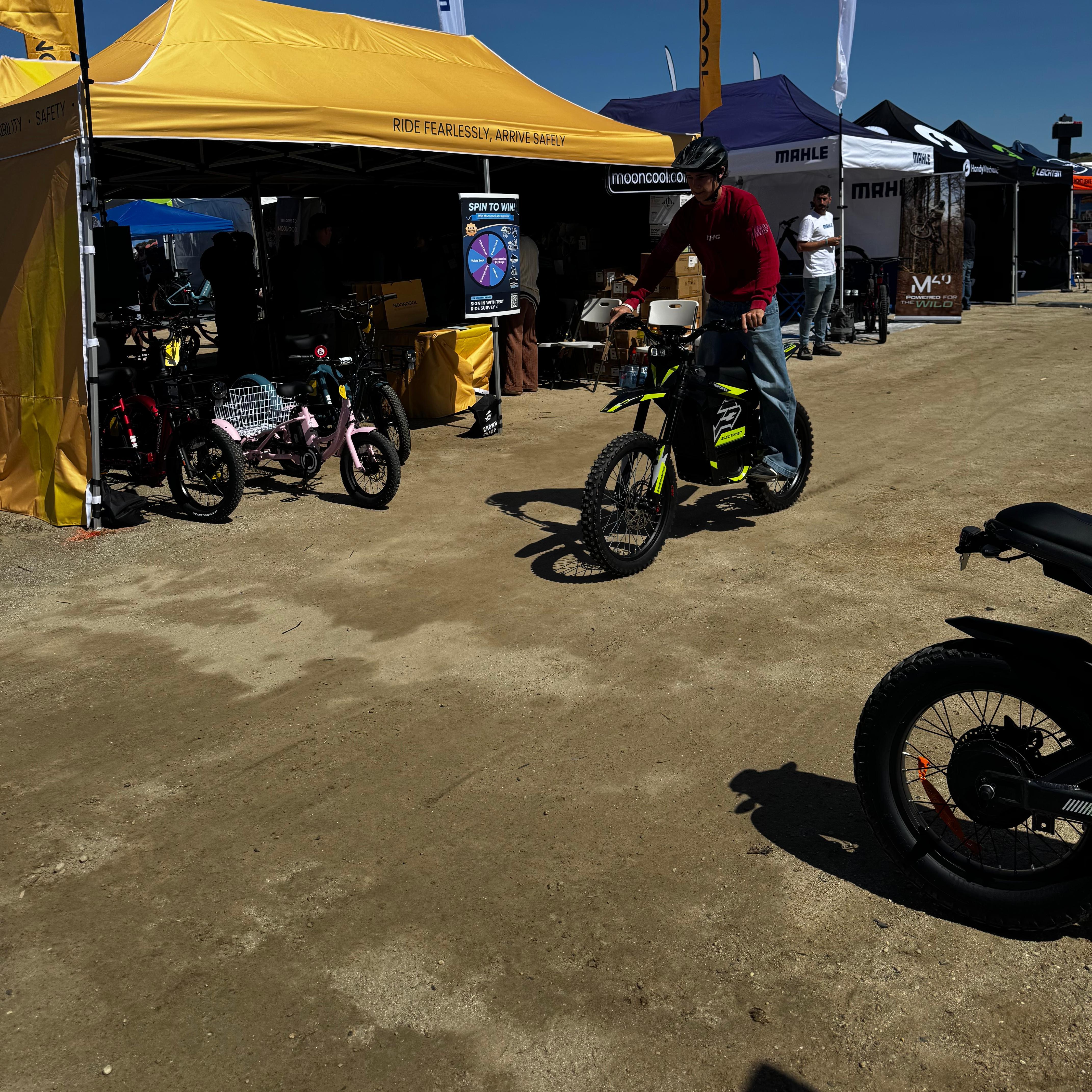 ESU Grasshopper 17kW Mid-Drive Electric Dirt Bike – USA Stock In Stock, 72V 60Ah Battery, 430N·m Torque, 68 MPH Top Speed, 150 km @25km/h Range, Forged Aluminum Frame, Off-Road E-Moto