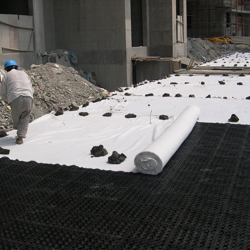 100% PP Material Non Woven Staple Fiber Geotextile For Reinforcement Fabric