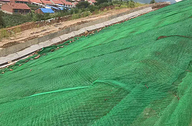 What are the differences between different materials of grass proof cloth? Why do 90% of people choose it?