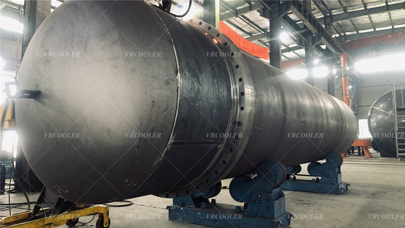 Shell and Tube Heat Exchangers Used in Chemical Plant Cooling Systems.jpg