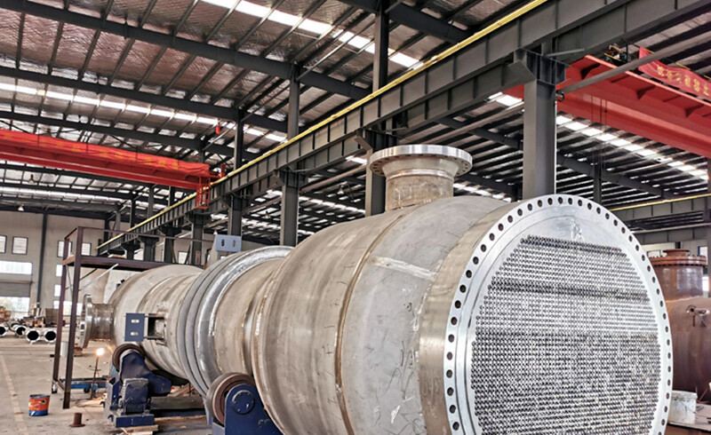 Shell and Tube Heat Exchanger with Graphene Process.jpg