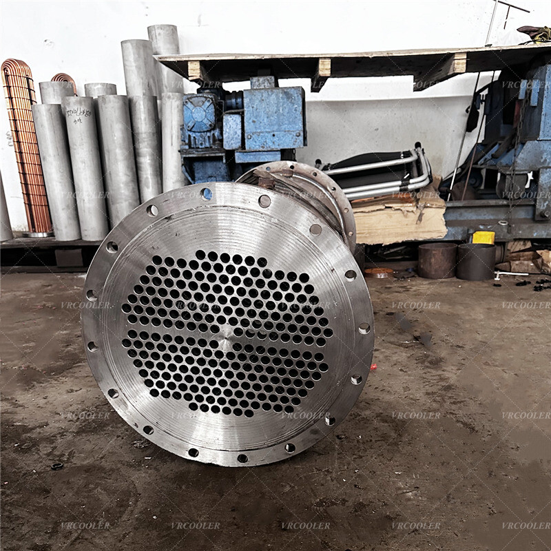 Shell and Tube Condenser Application - Seawater Desalination on Offshore Platforms