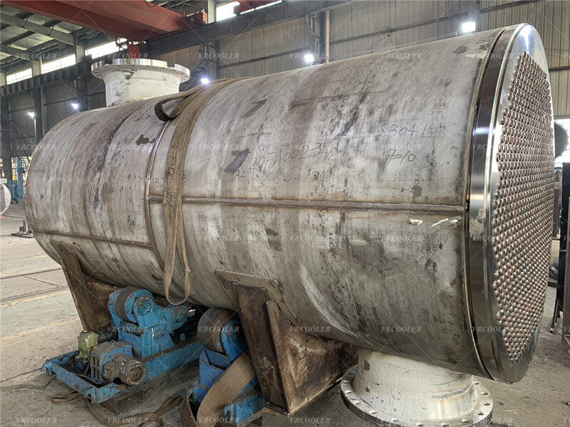 What is the Basis for Selection of Shell and Tube Fluids in Shell and Tube Heat Exchangers?