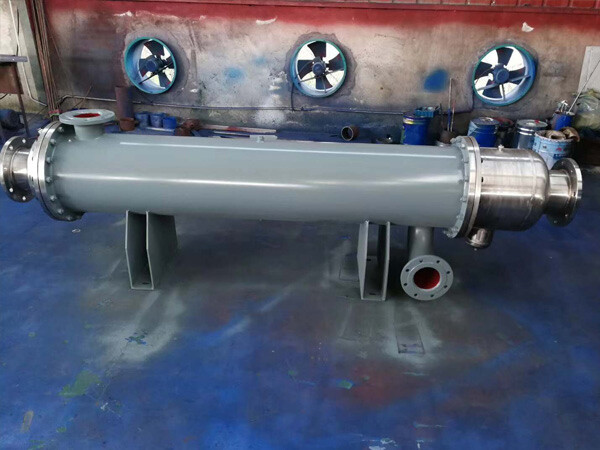 Shell And Tube Evaporator for Cooling Purposes