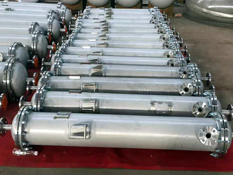 Shell and Tube Heat Exchanger Series for Oil, Air, Gas, and Coolant Cooling