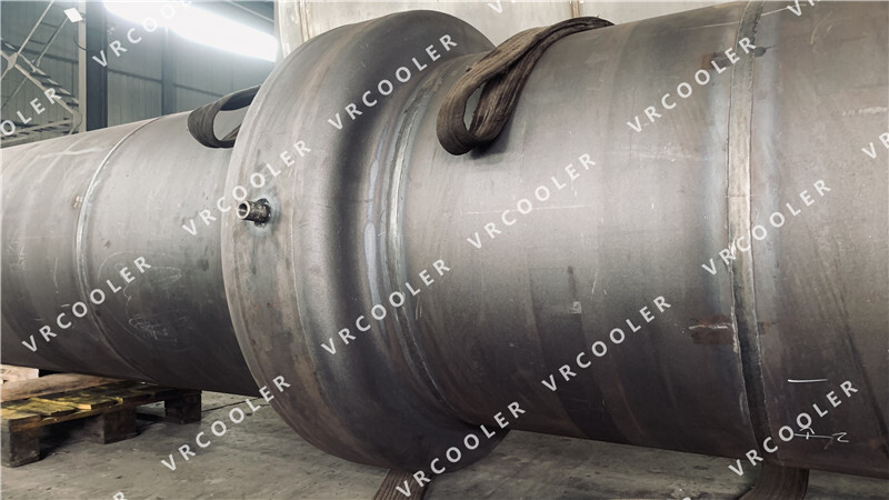 What are the Specific Applications of Shell and Tube Heat Exchangers in Refineries?