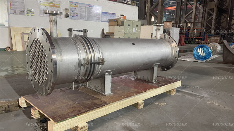 Shell and Tube Heat Exchangers in High Temperature, Strongly Corrosive Conditions