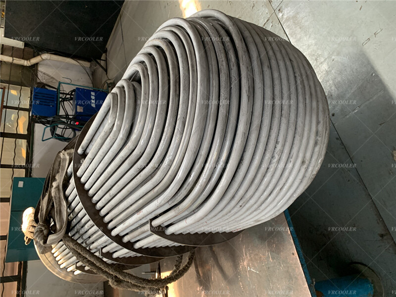 U-tube Heat Exchanger in Petroleum Refining.jpg