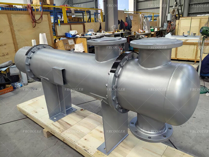 What Media Typically Flow Through The Tube Side And Shell Side Of Shell-And-Tube Heat Exchangers In Refineries?