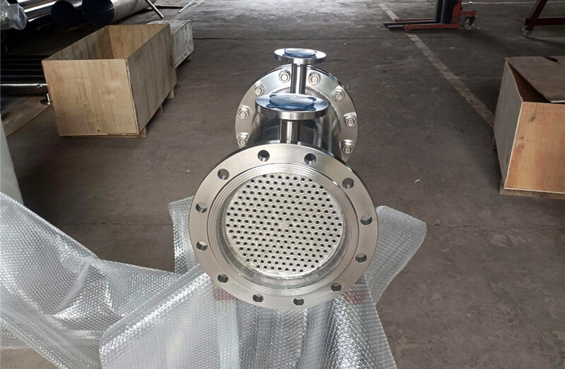 Shell & Tube Heat Exchanger for Condensate Pre-heating